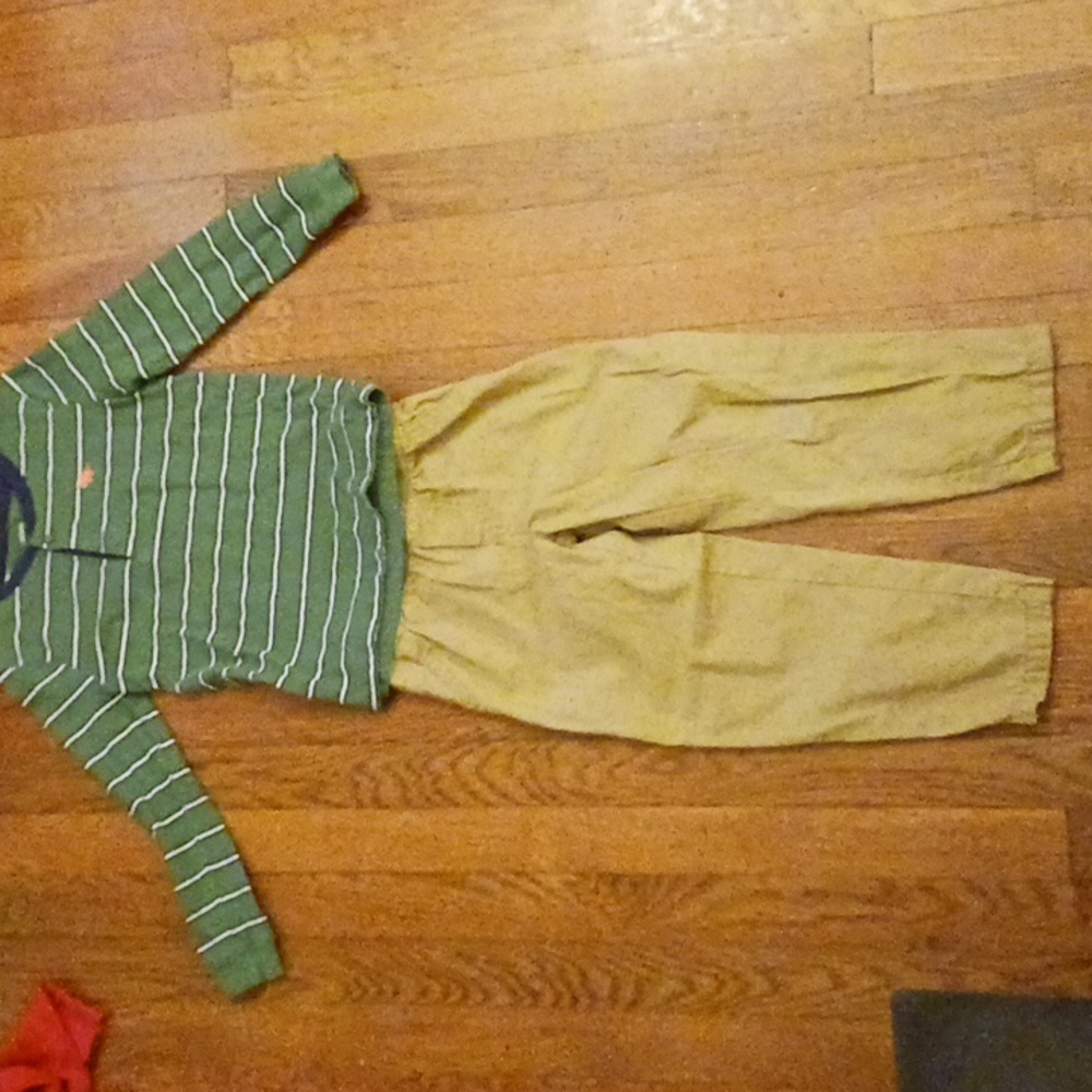 5t top and bottoms